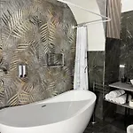 ベッド・アンド・ブレックファスト Ylisea Luxury 4*