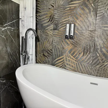 Ylisea Luxury 4* Napoli