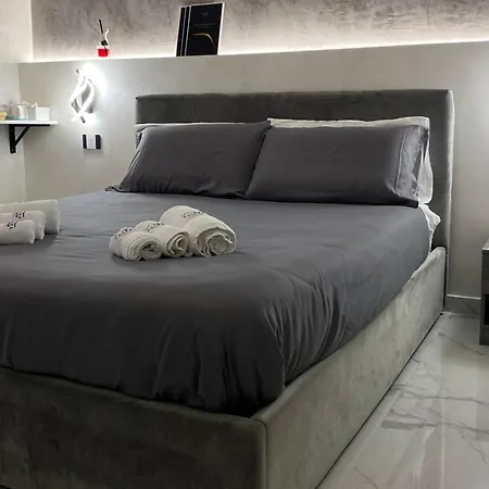 Ylisea Luxury Neapel